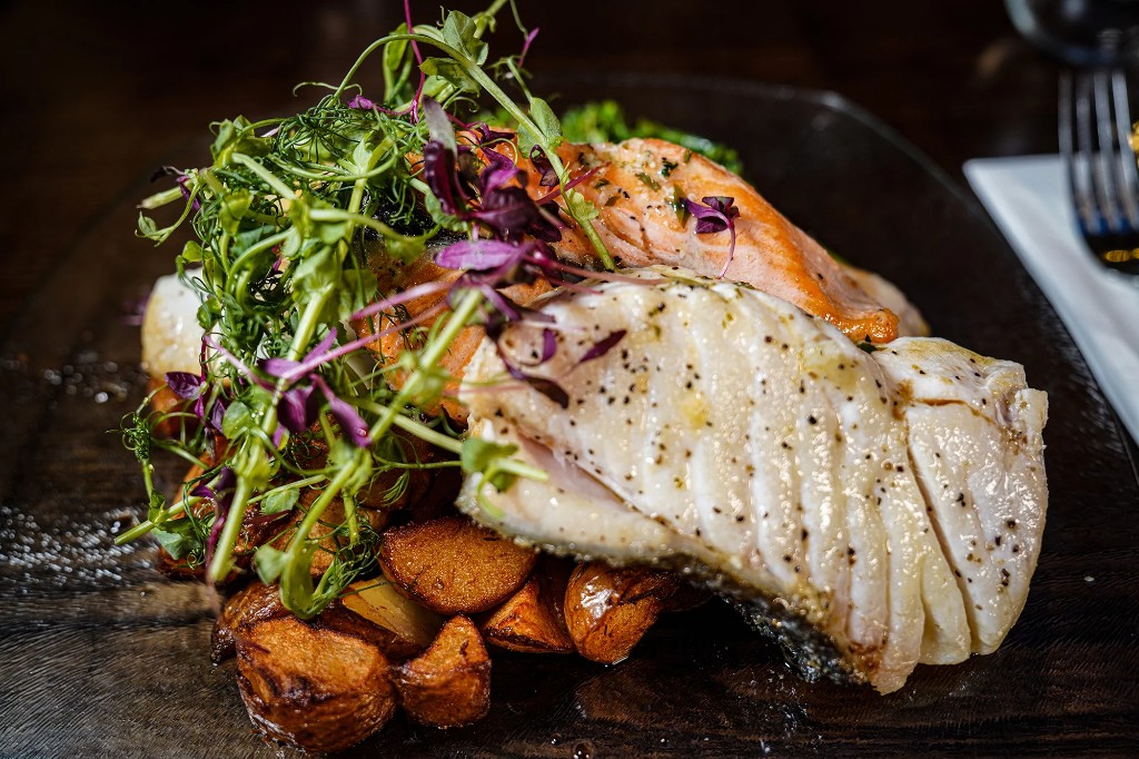 Fresh Turkish seafood plate at Grand Bazaar London